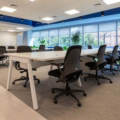 O design invisível: como os detalhes moldam a experiência no escritório