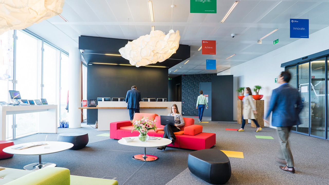 Móveis para recepção: como criar um espaço confortável