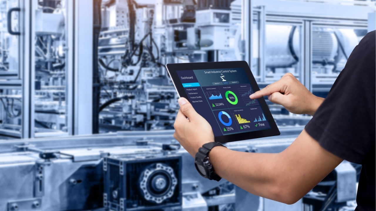 Como a transformação tecnológica impacta o setor de móveis corporativos?